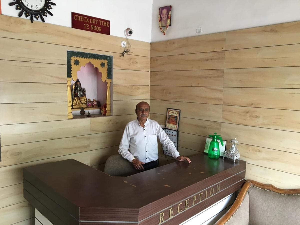 Hotel Golden Haridwar Ngoại thất bức ảnh