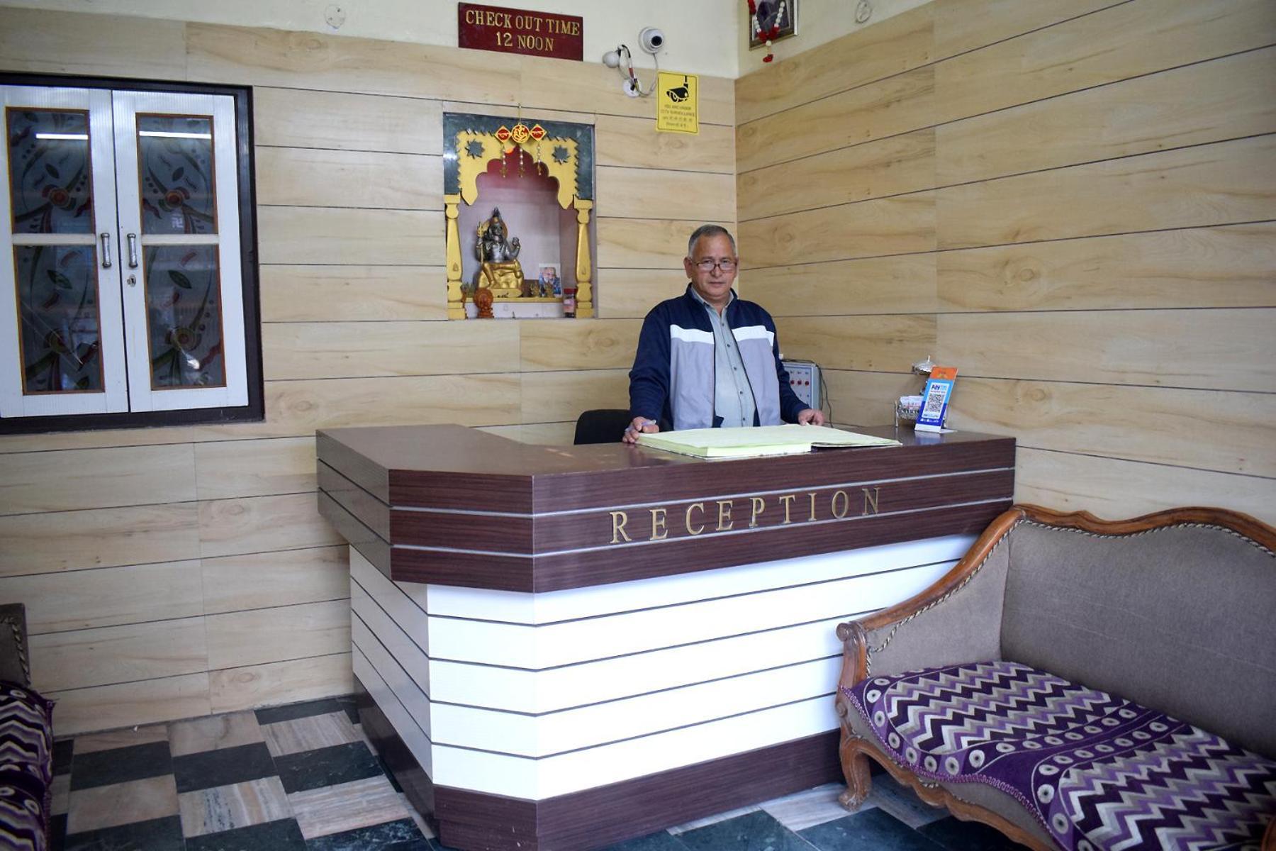 Hotel Golden Haridwar Ngoại thất bức ảnh
