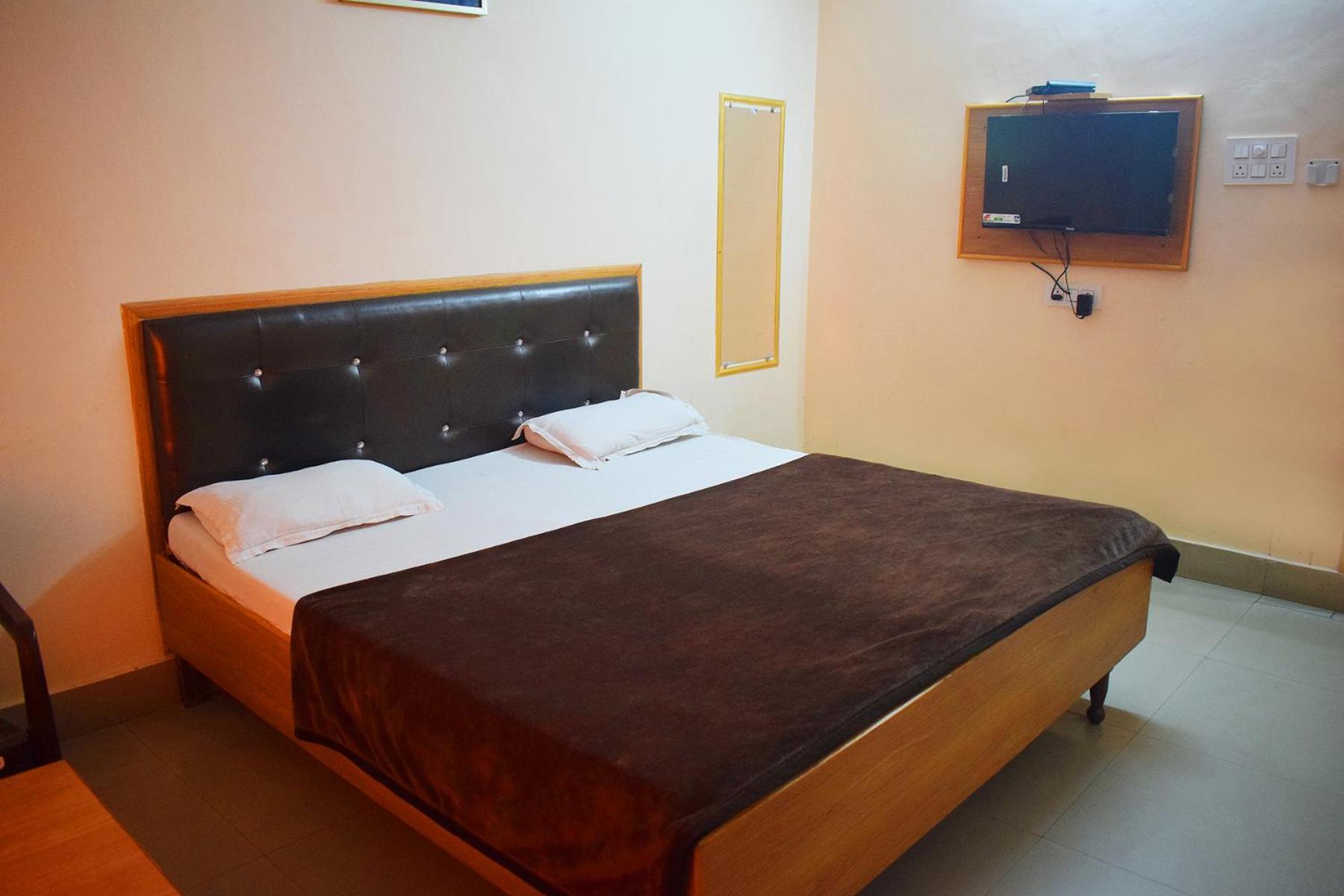 Hotel Golden Haridwar Ngoại thất bức ảnh