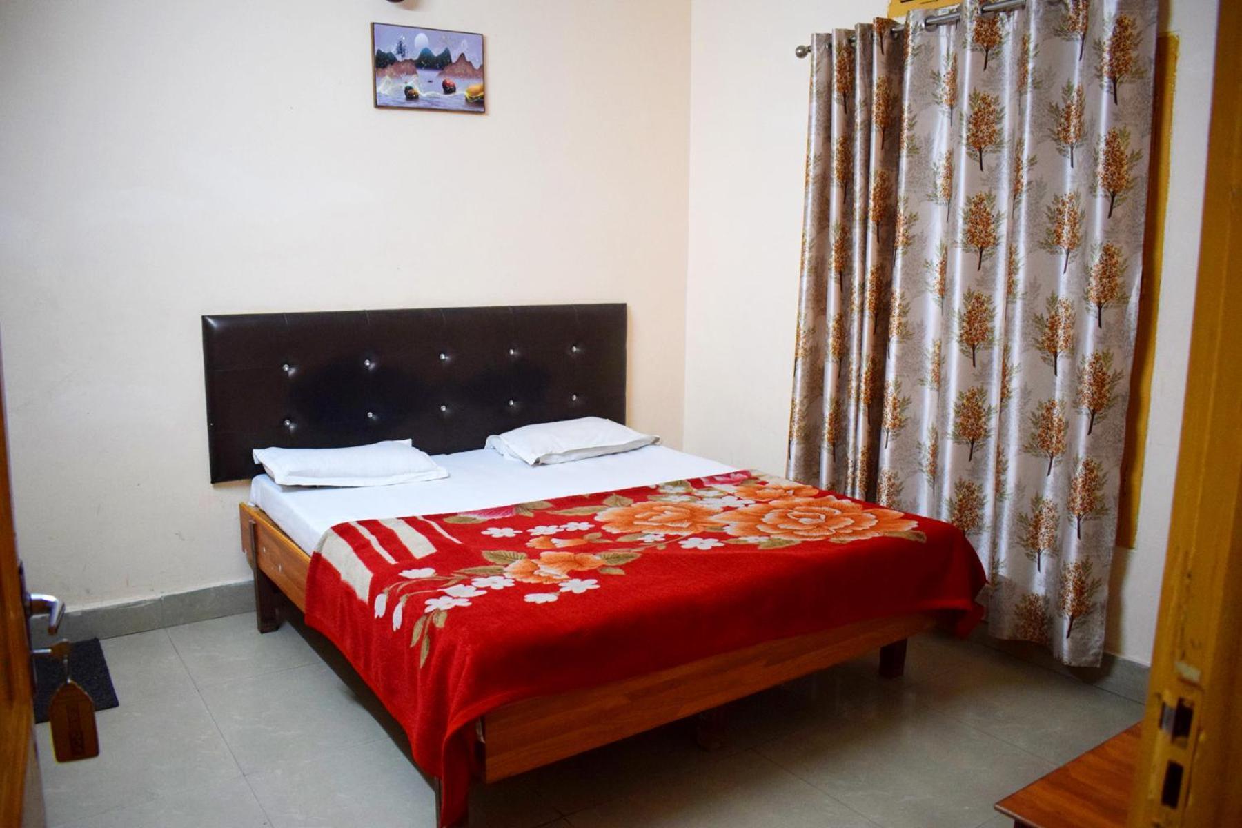 Hotel Golden Haridwar Ngoại thất bức ảnh