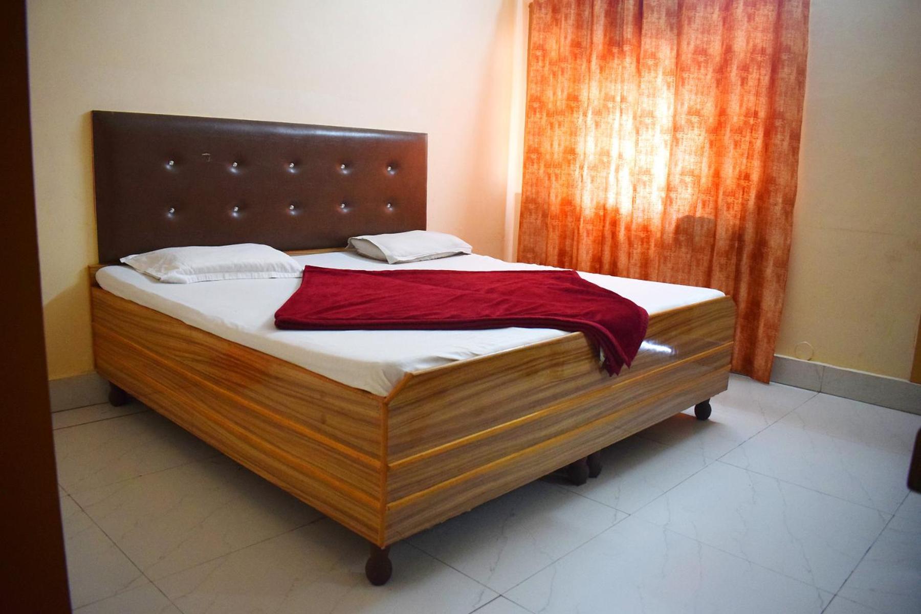 Hotel Golden Haridwar Ngoại thất bức ảnh